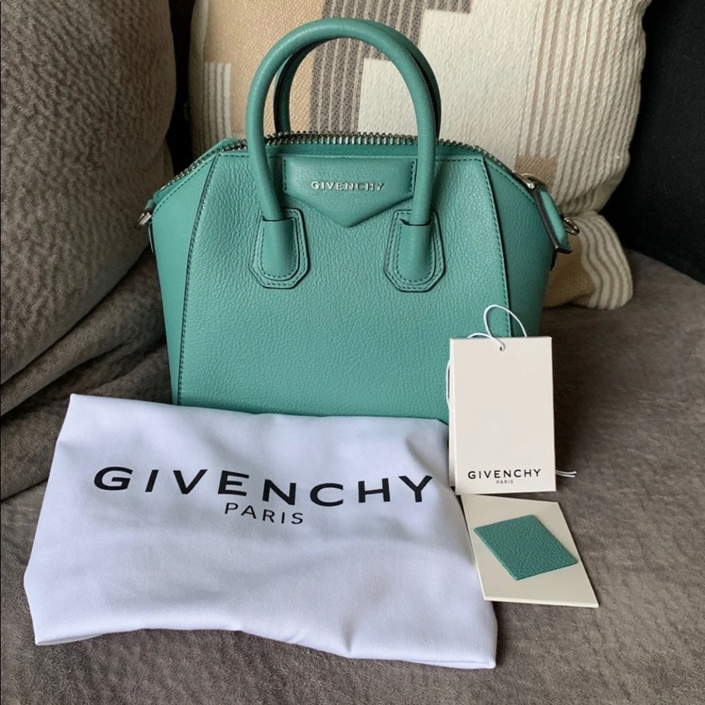 Givenchy mini antigona